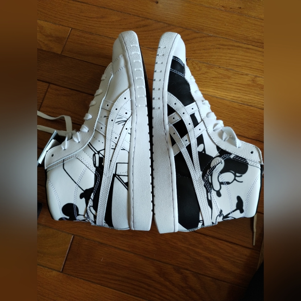 NEW Asics Gel-ptg Disney 90 years Mickey Mouse high top sneaks size 9